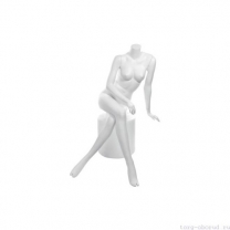 Манекен женский, скульпутрный, без головы, для одежды в полный рост, цвет белый, сидячий, ноги скрещены. MD-Smart (headless) Pose 33-01M